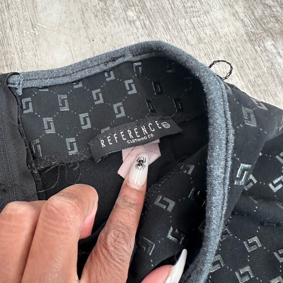 Reference&Co Black Monogram Mini Skirt - Picture 3 of 6